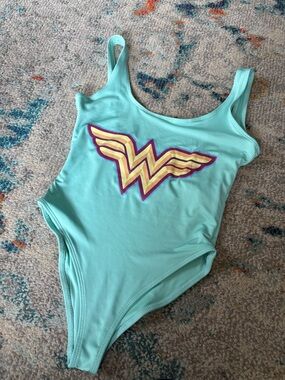 Wonder Woman Logo Mint Green Bodysuit